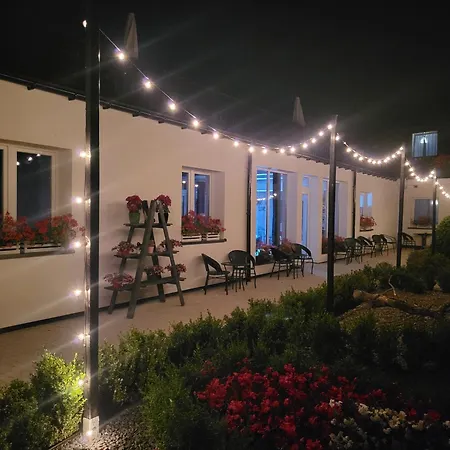 Lazur 게스트하우스 비치에